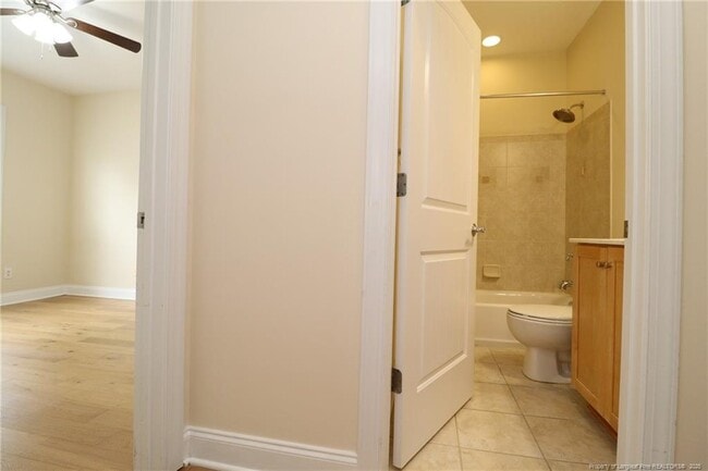 Building Photo - 406 Golden Harvest Loop