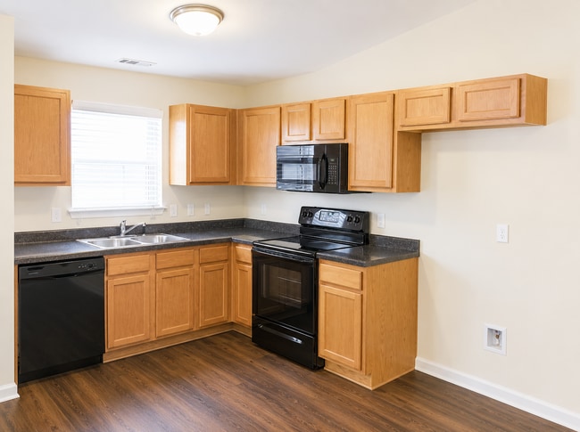 Building Photo - 24 Miller Park Cir