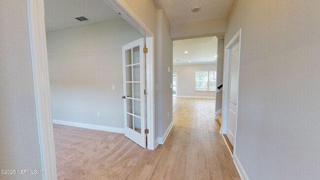 Building Photo - 1025 Wilmot Pl