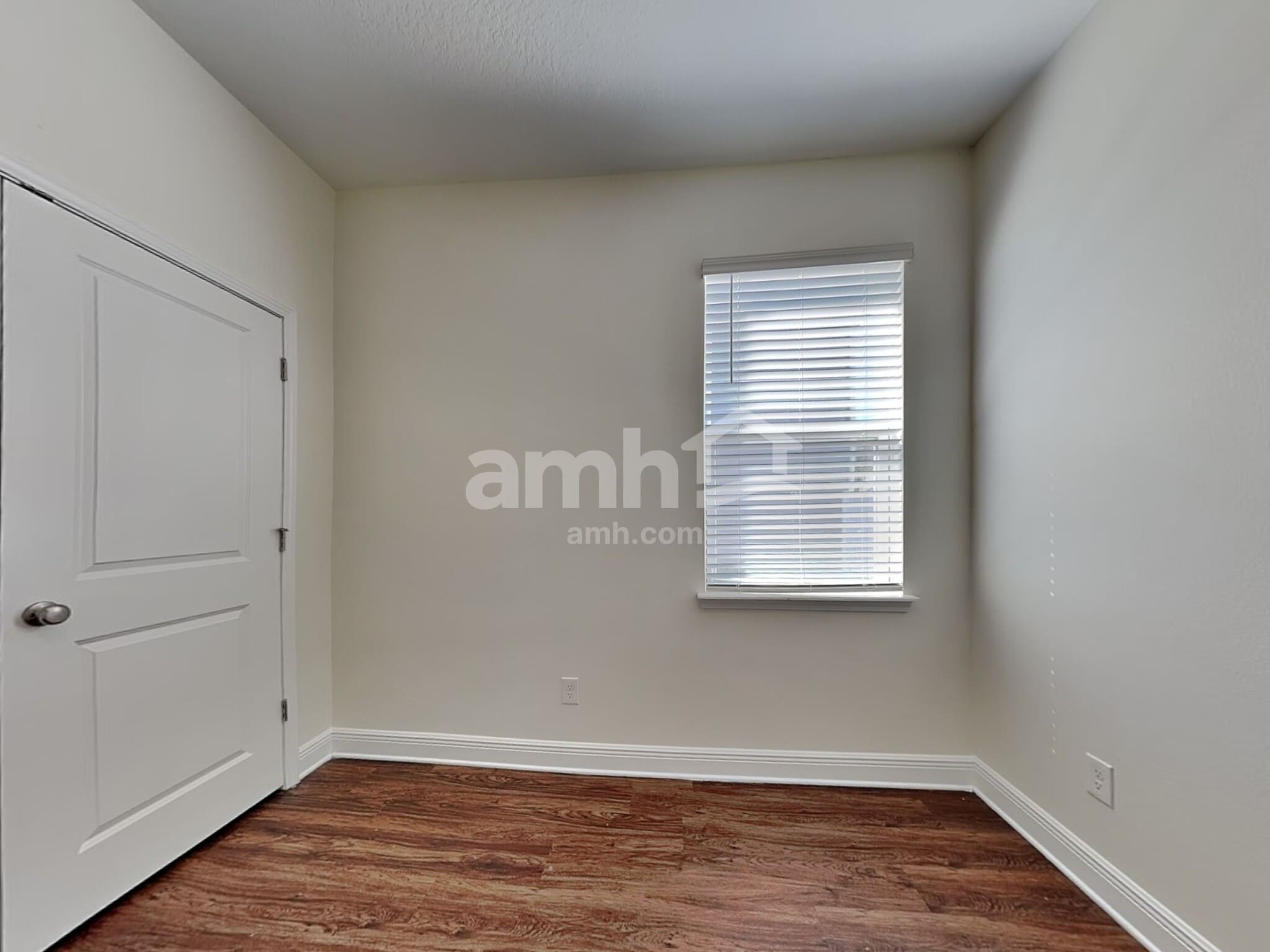 Building Photo - 1312 Celery Ave