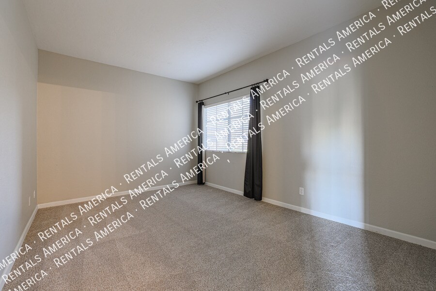 Building Photo - 11333 N 92nd St