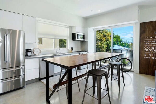 Building Photo - 2496 S Centinela Ave