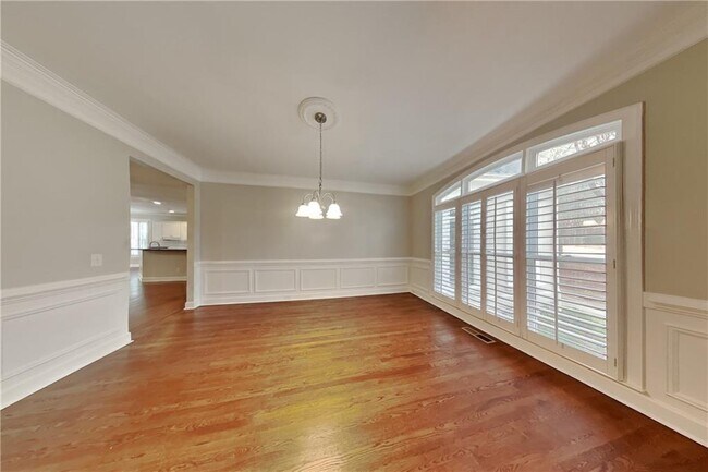 Building Photo - 500 Abernathy Oaks Way