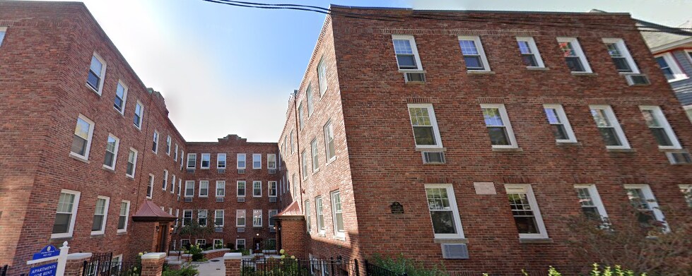 Primary Photo - 34 Harris St