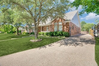 Building Photo - 7120 Axis Ct