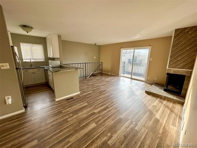 Building Photo - 1225 S Oneida St