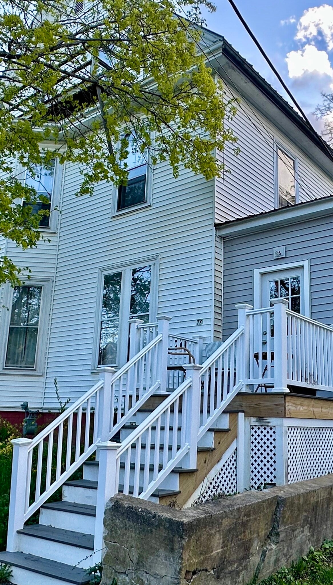 Building Photo - 79 Sanford St