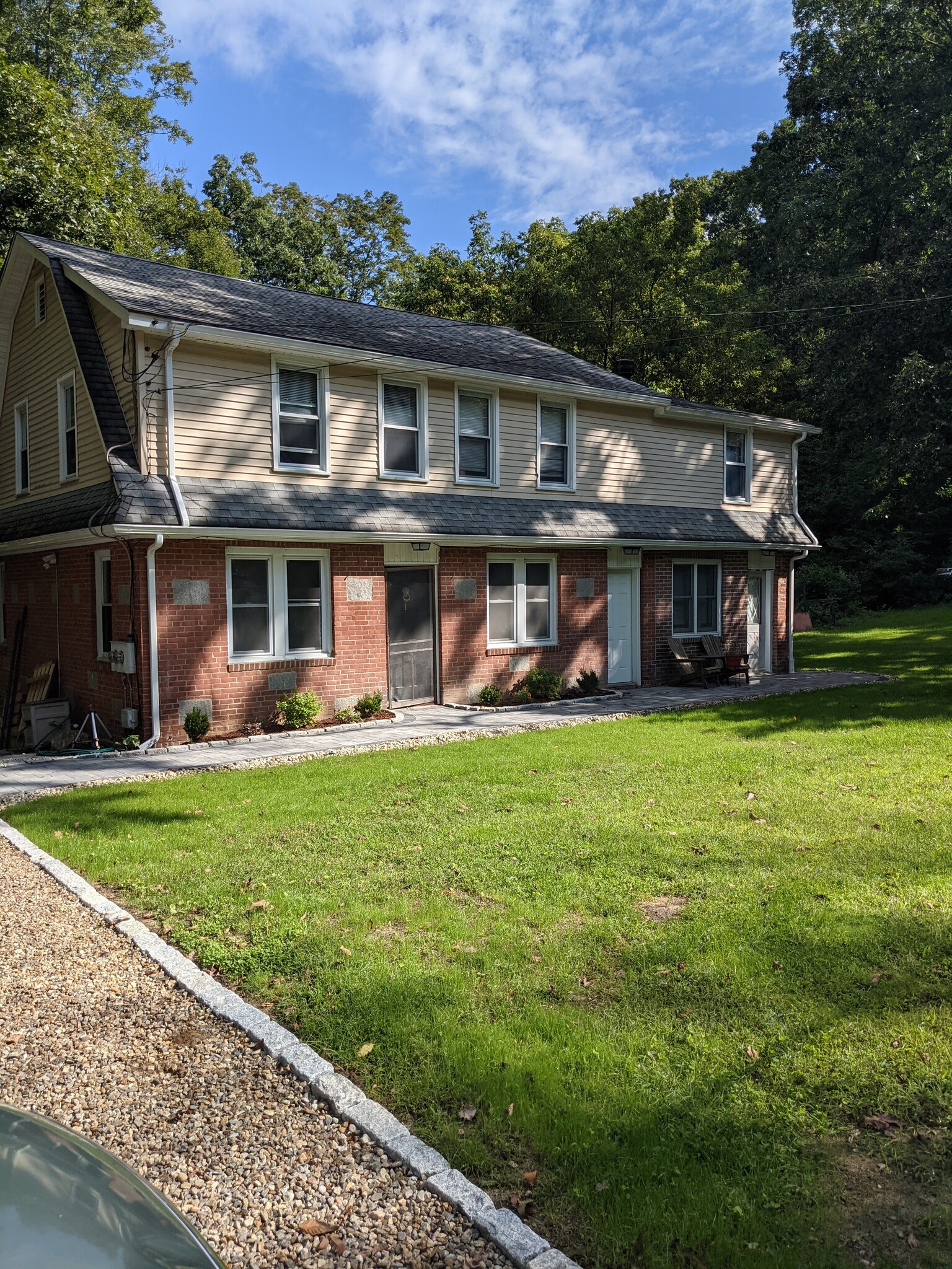 Building Photo - 429 Tolland Turnpike