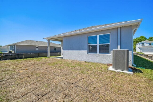 Building Photo - 11896 Thorncrest Dr
