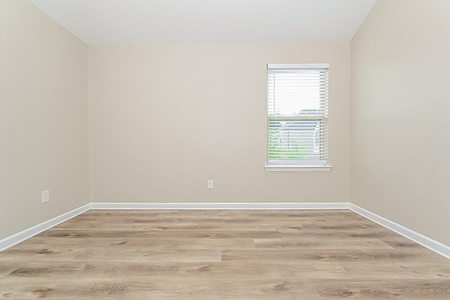 Building Photo - 360 Lossie Ln