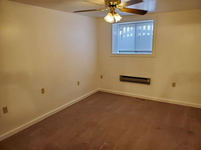 Building Photo - 3 bedroom in Billings MT 59101