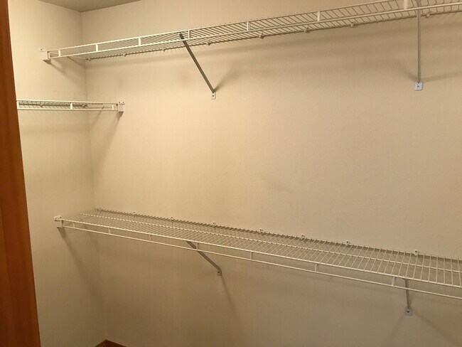 Building Photo - 56 Talon Loop