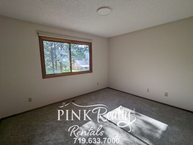 Building Photo - 19935 Hamal Dr