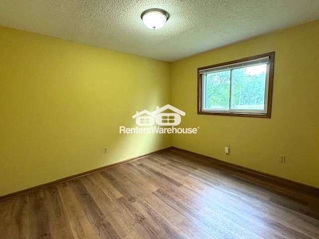 Building Photo - 7020 Meadow Ct