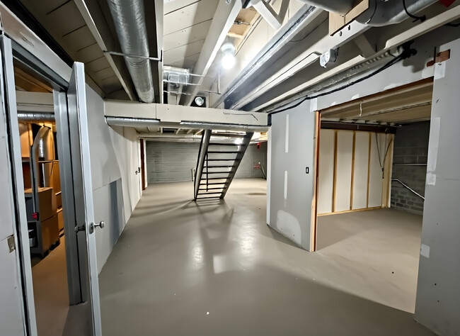 Building Photo - 310 Fishel Ave