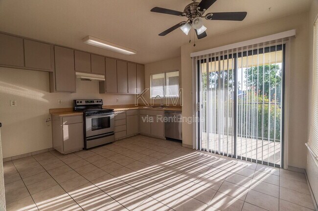 Building Photo - 1311 W Century Blvd