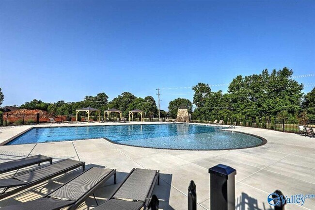 Building Photo - 128 Oak Fletcher Dr