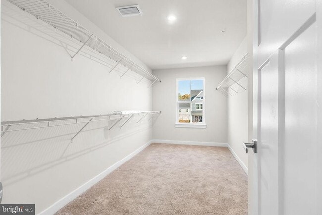 Building Photo - 2305 Wadlow Ln