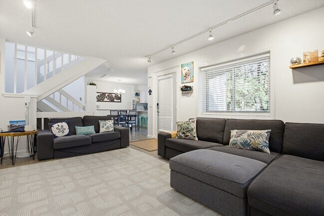 Building Photo - 49 Captain Eames Cir