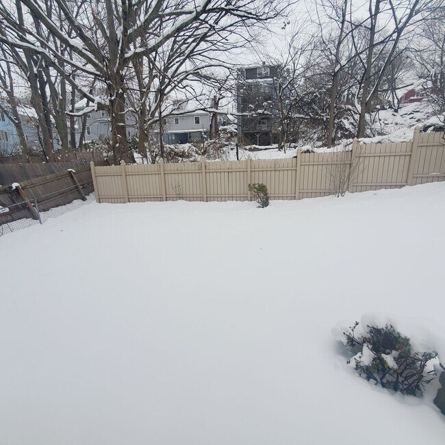 Building Photo - Charming Roslindale 2 Bd 1 Bath w Garage and Green Space