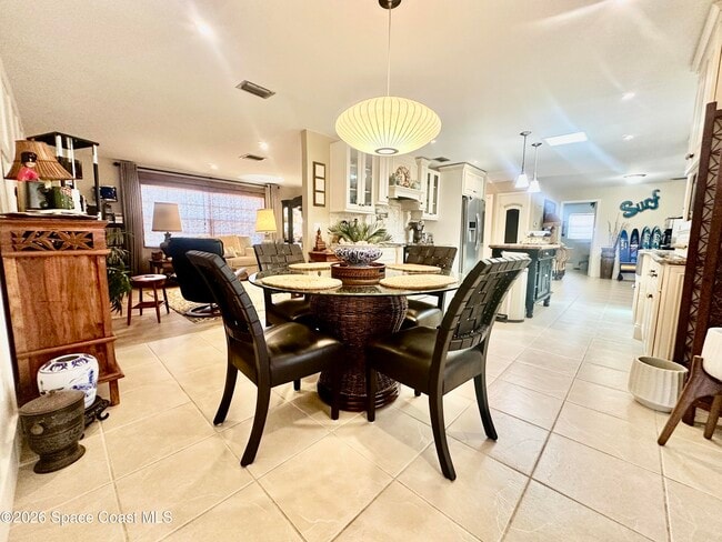 Building Photo - 410 Surf Rd