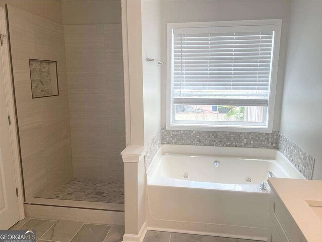 Building Photo - 2715 Sterling Creek Ct