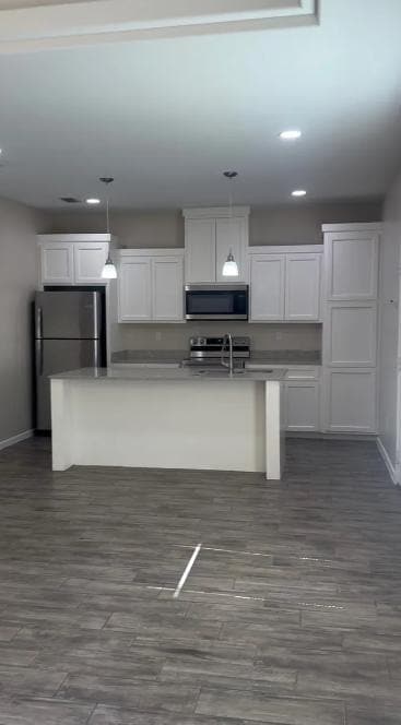 Building Photo - 1417 Alta Vista Dr