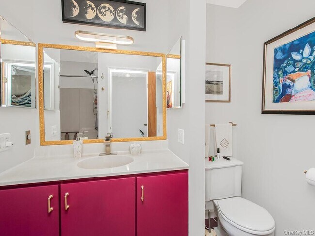 Building Photo - 8 Davids Ln