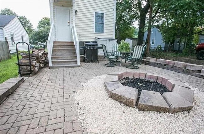 Building Photo - 1107 Sumpter St