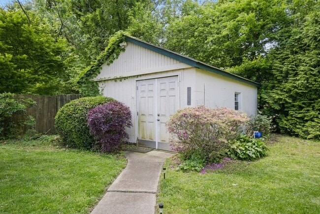 Building Photo - 8559 Old Ocean View Rd