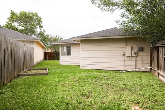 Building Photo - 17711 Glenhagen Ct