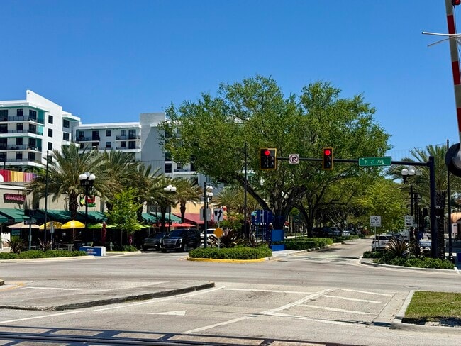 Building Photo - 140 S Dixie Hwy