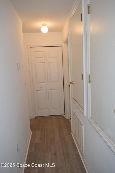 Building Photo - 501 Tortuga Way