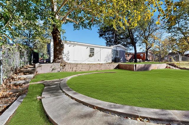 Building Photo - 3817 Vanette Ln