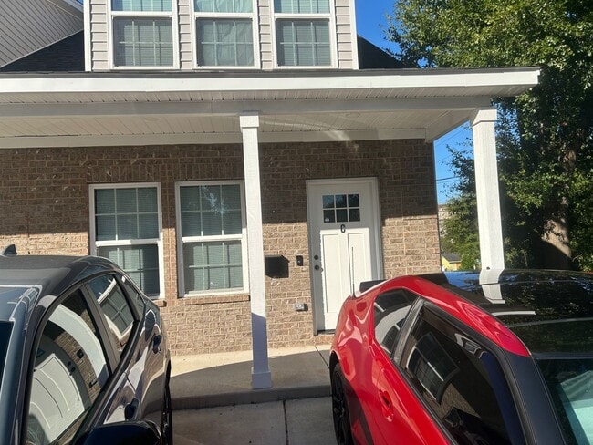 Building Photo - 1127 Page St