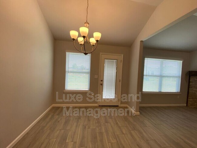 Building Photo - 8513 NW 77th Pl