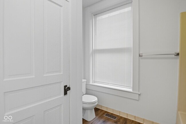 Building Photo - 1448 N Illinois St