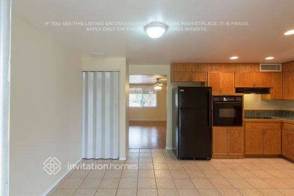 Building Photo - 13808 N 34th St