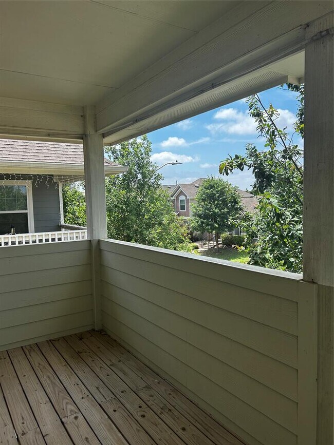 Building Photo - 150 Gambel Oak Way