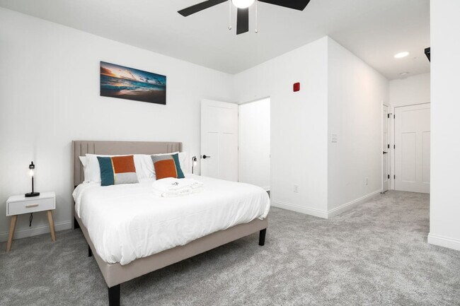 Building Photo - 5821 Elevated Way