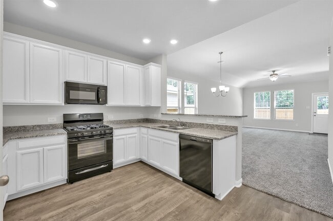Building Photo - 14733 Pinion Ct