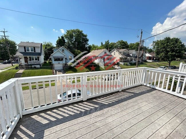 Building Photo - 5563 Bosworth Pl