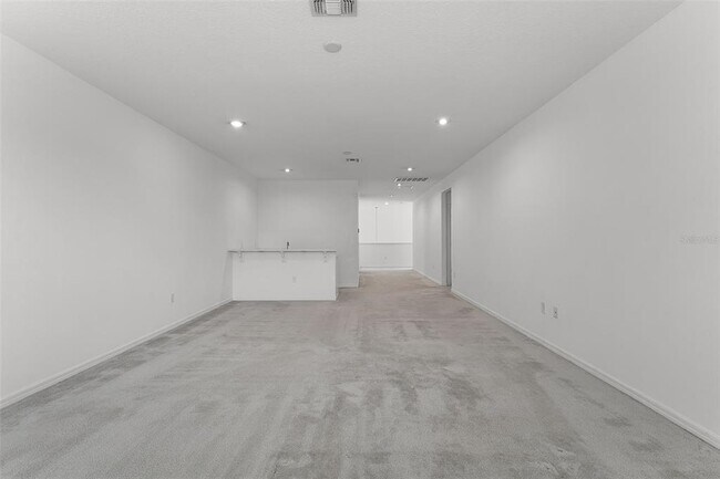 Building Photo - 12676 Salomon Cove Dr