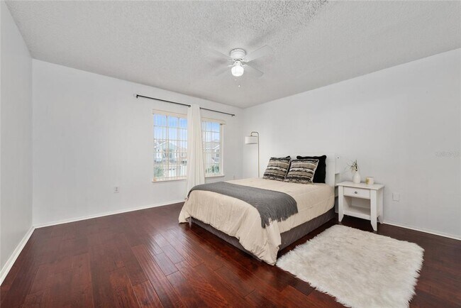 Building Photo - 1233 Sandbrook Dr