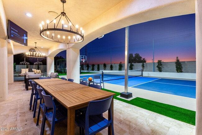 Building Photo - 2506 S 186th Dr