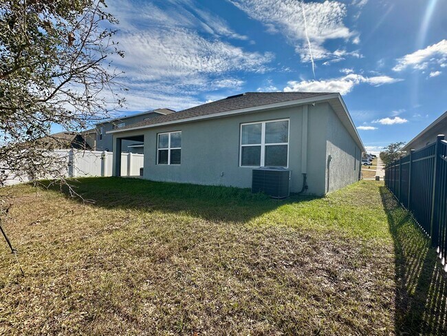 Building Photo - Now Available in Newest Up-and-Coming Neighborhood of Groveland