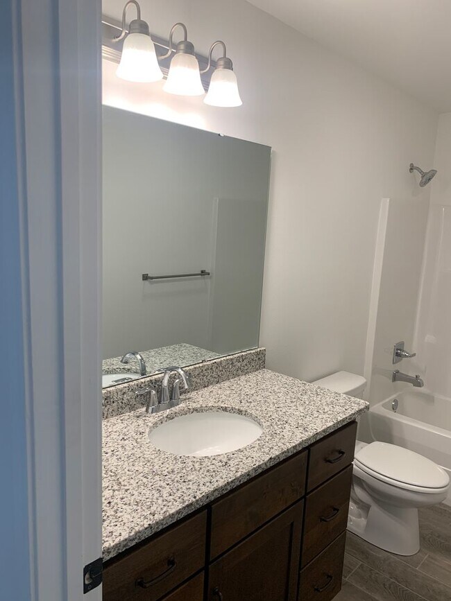 Building Photo - 2131 Tallgrass Ter