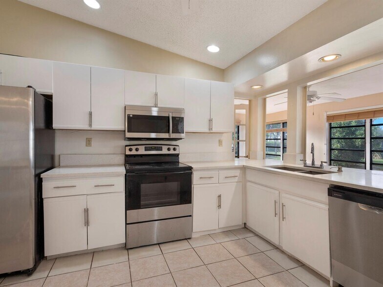 Building Photo - 1201 Pine Sage Cir