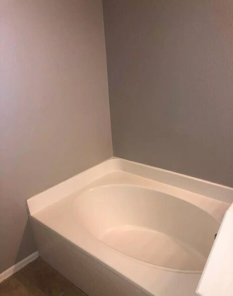 Building Photo - 11382 Aston Hall Dr S