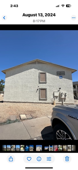 Building Photo - 465 W Ivyglen St